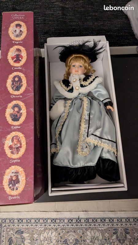 POUPÉE DE COLLECTION First Lady en porcelaine de luxe modèle Ophelie EUR 30,00 - FR