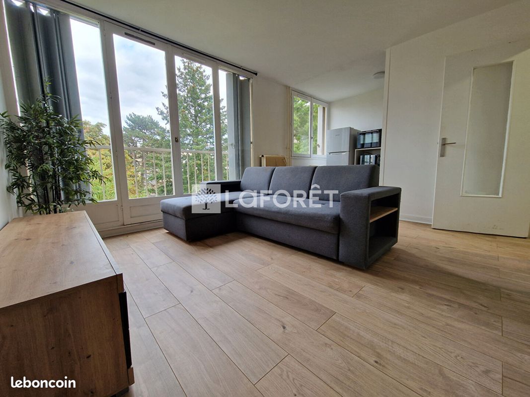 Appartement 1 pièce 30 m² · à Le Plessis-Trévise · 30 m² · 750 €