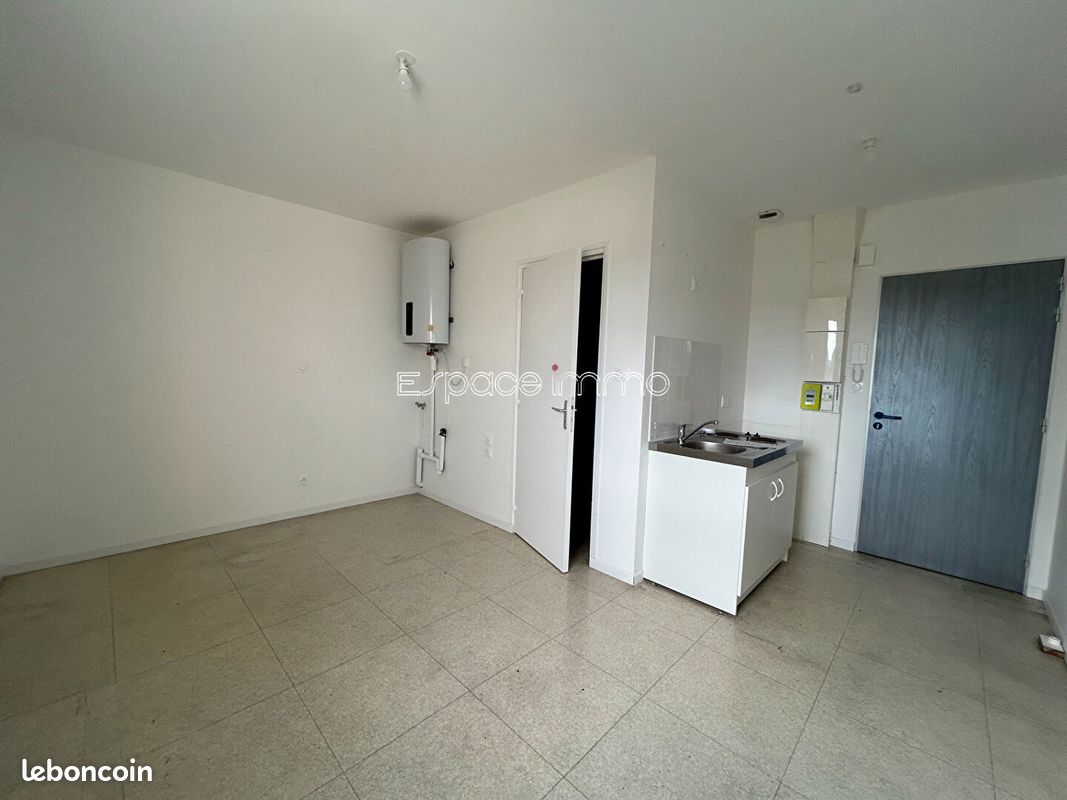 Appartement 1 pièce 18 m² · à Le Grand-Quevilly · 18 m² · 400 €