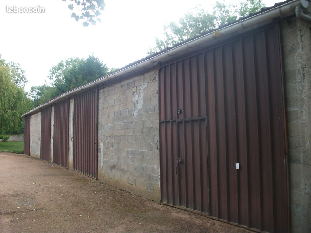Maison 7 pièces 170 m² · à Chassignolles · 170 m² · 214 900 €