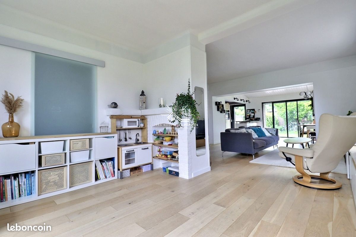 Maison 6 pièces 130 m² · à Croix · 130 m² · 499 000 €