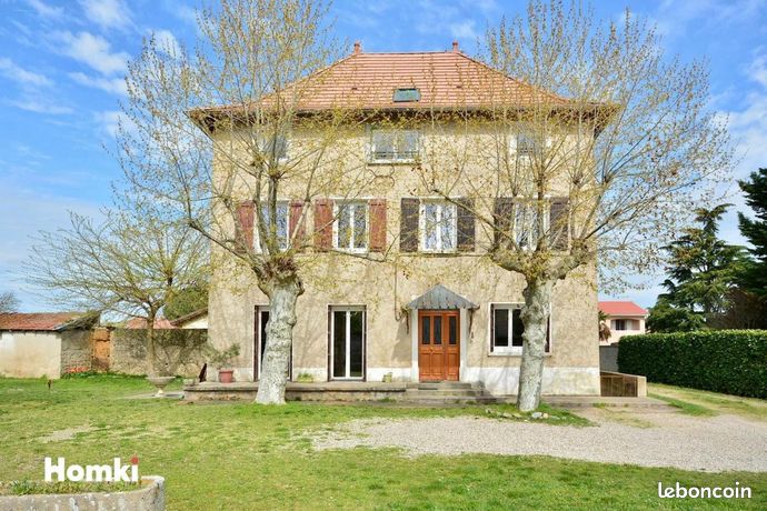 Maison 7 pièces 224 m²