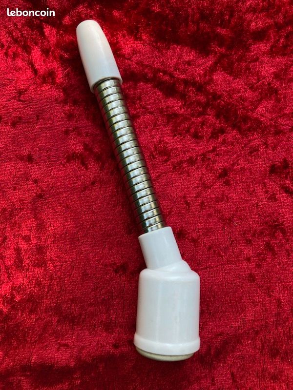 Brise jet flexible inox embout caoutchouc pour robinet (image 1)