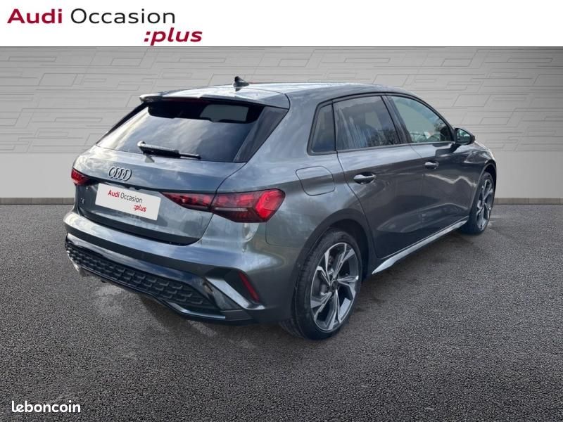 Audi A3 Sportback 30 TFSI 116ch Hybride S line S tronic 7 (image 9)