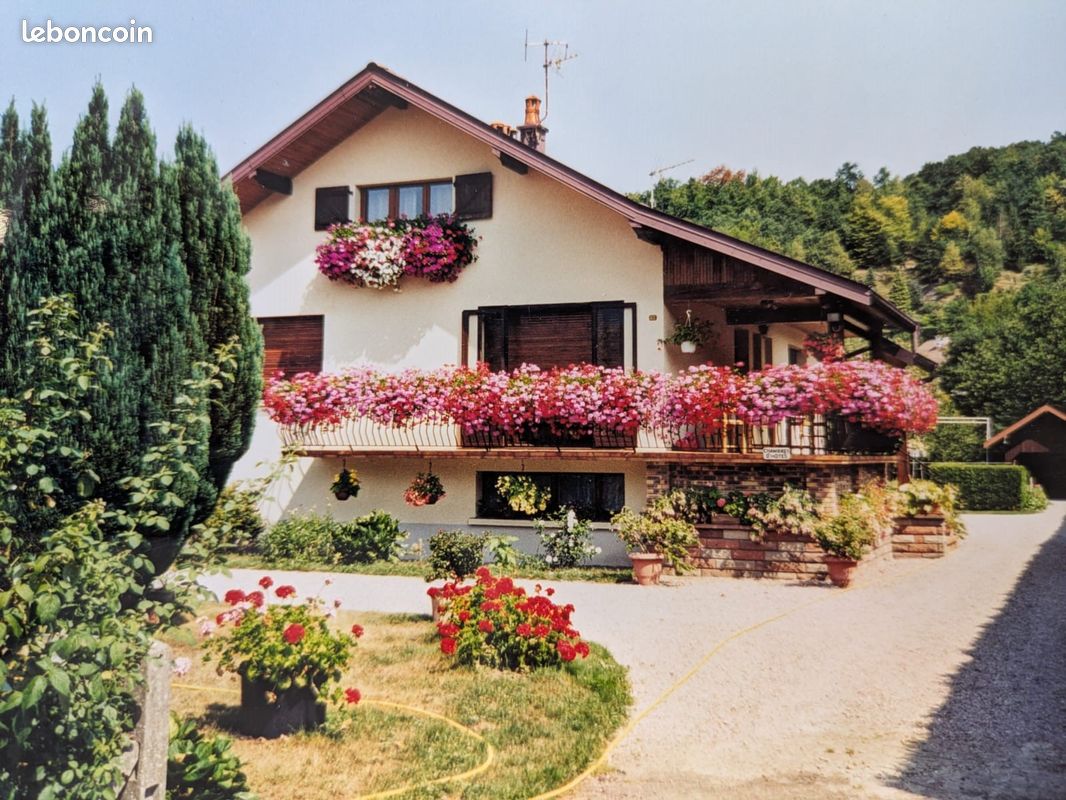 Maison 10 pièces 151 m² · à Saulxures-sur-Moselotte · 151 m² · 244 000 €