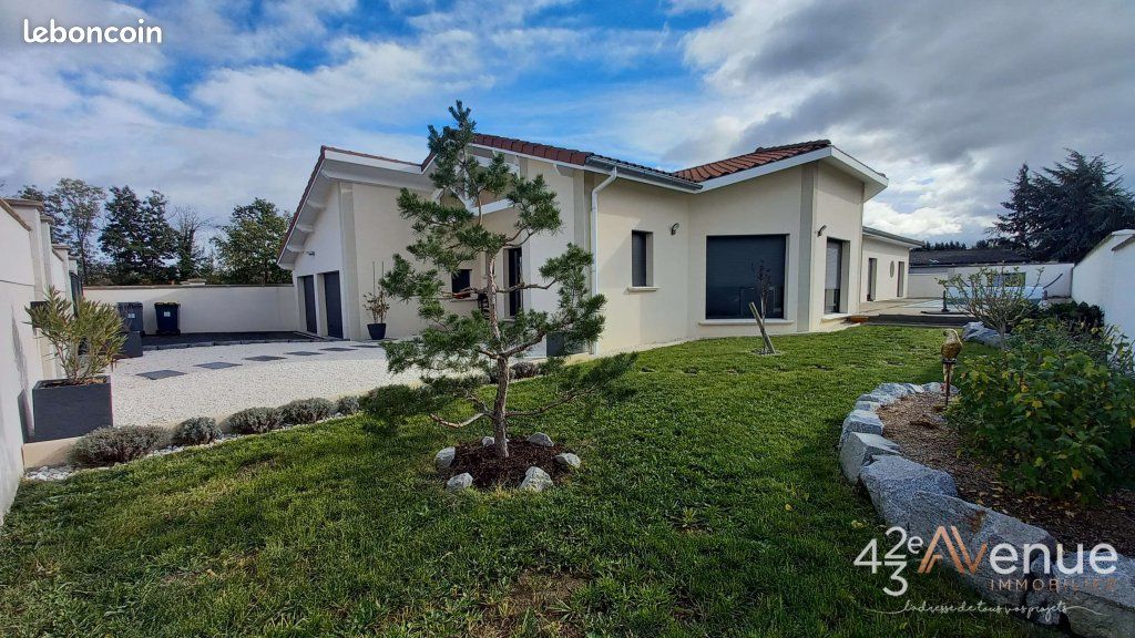 Maison 7 pièces 208 m² · à Andrézieux-Bouthéon · 208 m² · 599 000 €