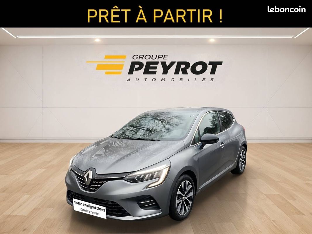 RENAULT Clio E-Tech full hybrid 145 Techno (image 1)