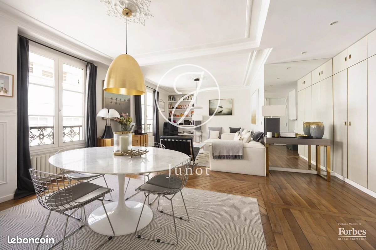 Appartement 4 pièces 73 m² · à Paris · 73 m² · 895 000 €