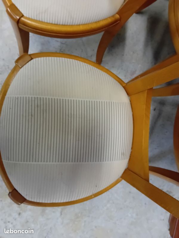 Table à manger et chaises (image 6)