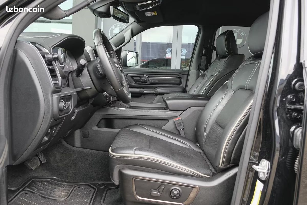 Dodge RAM 1500 Limited Widebody LPG 5.7 V8 HEMI 401 ch 4x4 – Harman Kardon – Air Suspension (image 8)