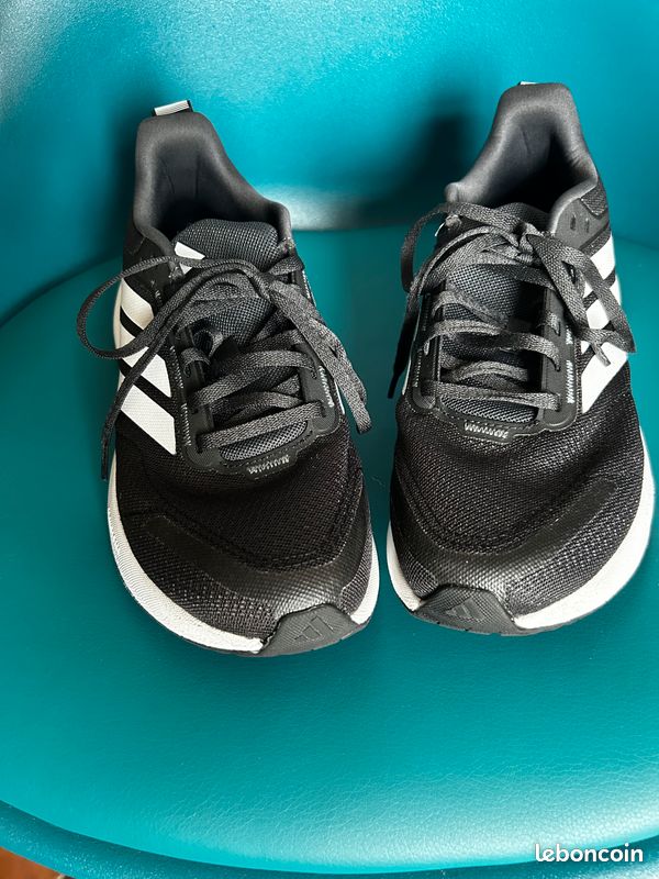 Chaussures adidas (image 1)