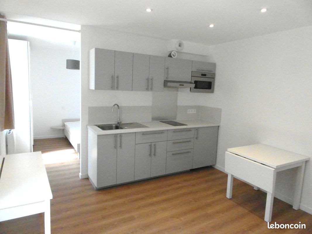 Appartement 1 pièce 25 m² · à Bordeaux · 25 m² · 628 €