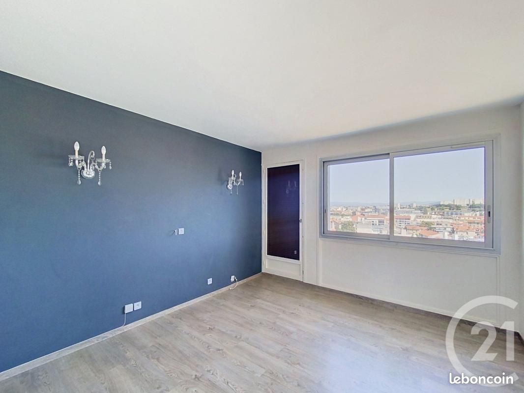 Appartement 4 pièces 65 m² · à Clermont-Ferrand · 65 m² · 800 €