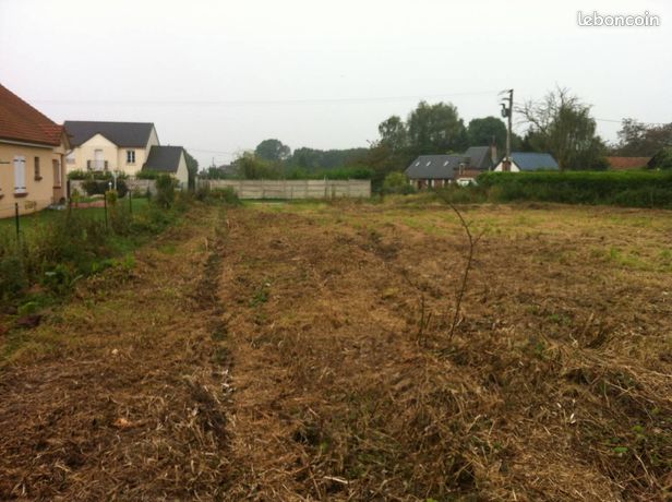 Terrain 1300m2 constructible proche Gisors
