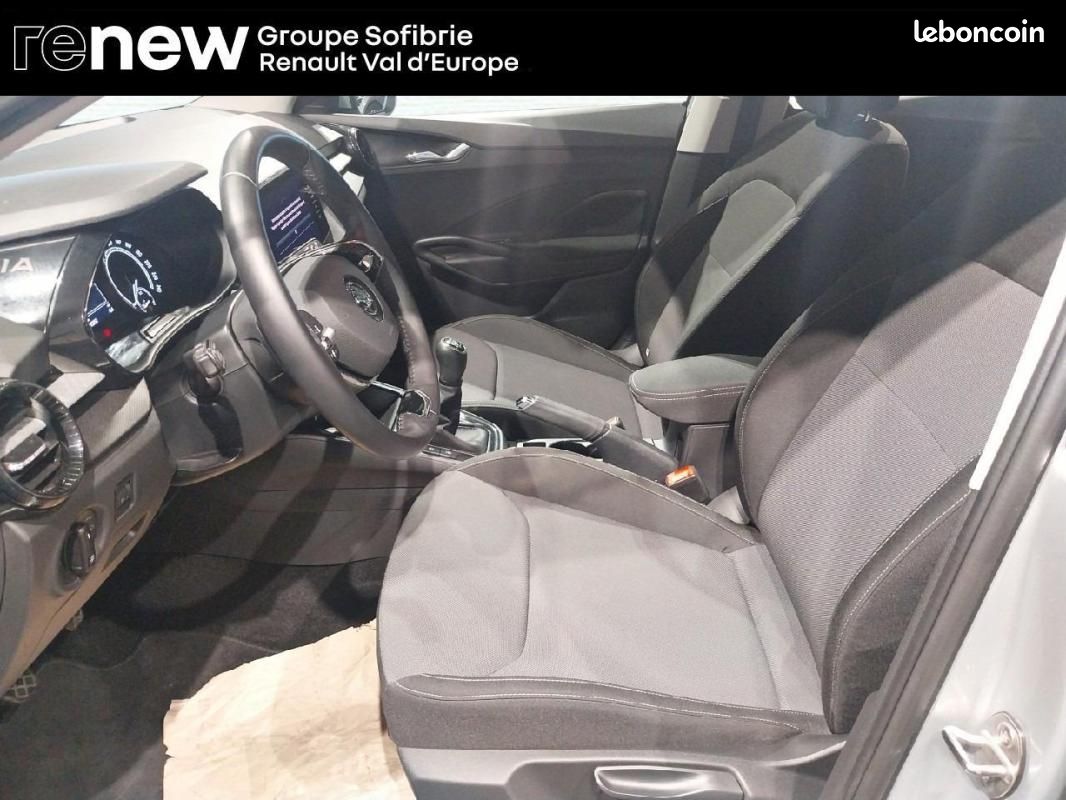 Skoda Fabia 1.0 MPI 80 ch BVM5 Ambition (image 9)