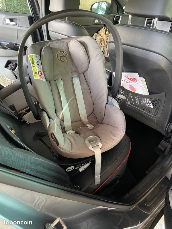 Siège auto Cybex base isofix pivotante (image 2)