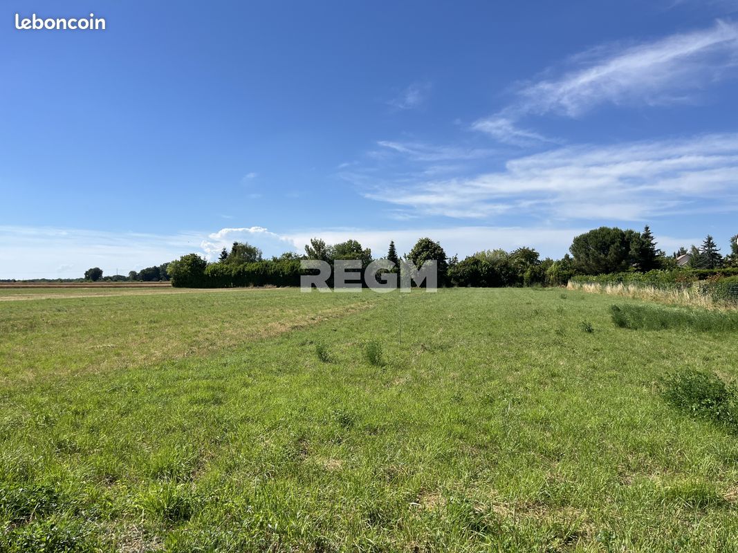 Terrain 2250 m² · à Fontainebleau · 2 250 m² · 160 000 €