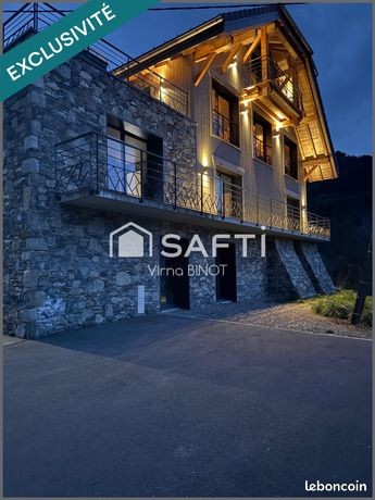 Maison 7 pièces 289 m²