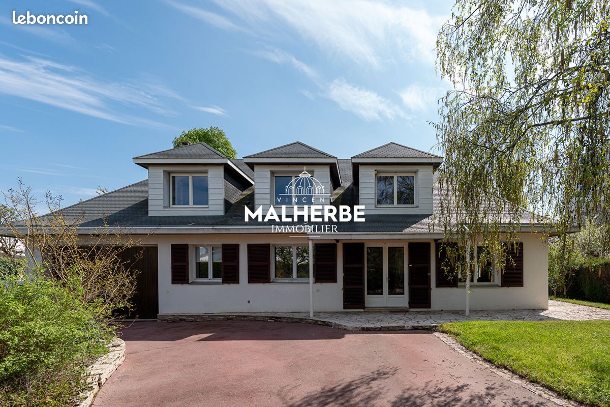 Maison 8 pièces 242 m² · à Nancy · 242 m² · 758 000 €