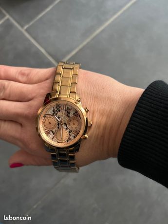 Montre Femme Guess - Cadran Blanc, Bracelet Cuir Marron, Mouvement Quartz, Excellent état #89