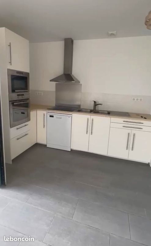 Maison 3 pièces 70 m² · à Le Landreau · 70 m² · 900 €/mois