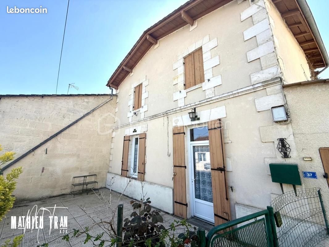 Maison 3 pièces 78 m² · à Abzac · 78 m² · 75 000 €