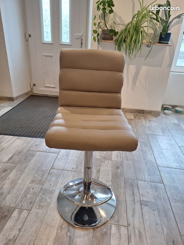 Chaises hautes cuisine (image 1)