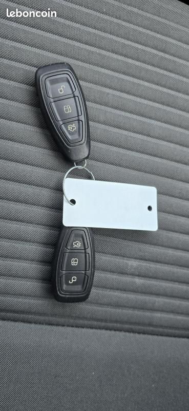 Ford C-Max TDCI 120 TITANIUM (image 19)