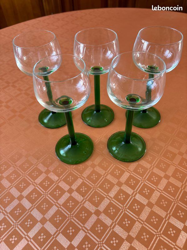 Verres à pied (image 1)