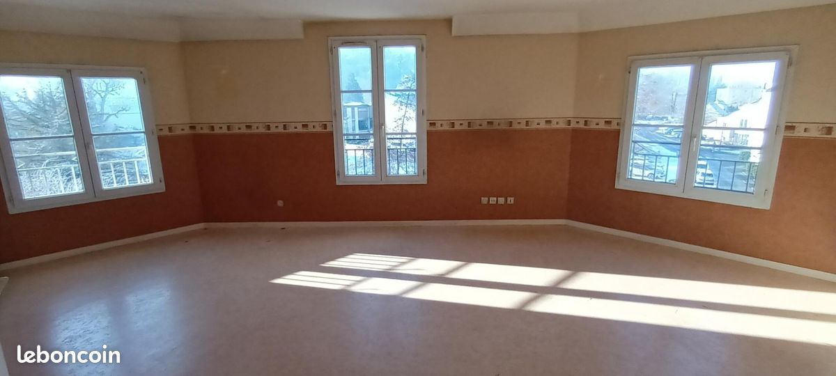 Appartement 3 pièces 68 m² · à Pont-Sainte-Maxence · 68 m² · 115 000 €