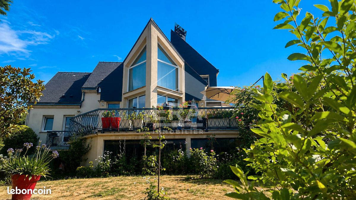 Maison 6 pièces 182 m² · à Chartres · 182 m² · 590 000 €