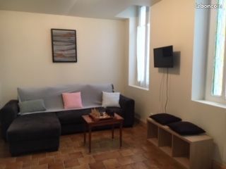 Appartement 2 pièces 40 m² · à Rochefort · 40 m² · 560 €