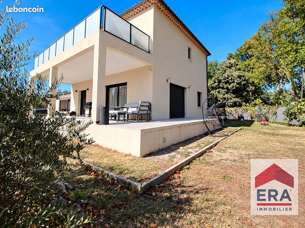 Maison 5 pièces 128 m² · à Aubignan · 128 m² · 450 000 €