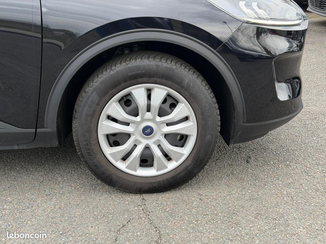 Ford Kuga 1.5 EcoBoost 150 BVM6 Titanium (image 20)