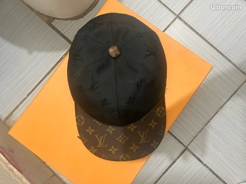 Casquette LV (image 2)