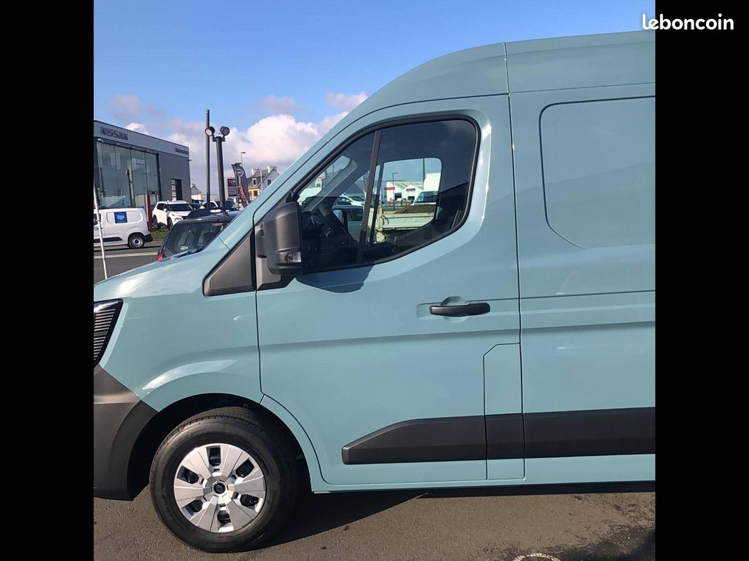 Renault master electrique fgn l2h2 3t5 grande autonomie advance (image 11)