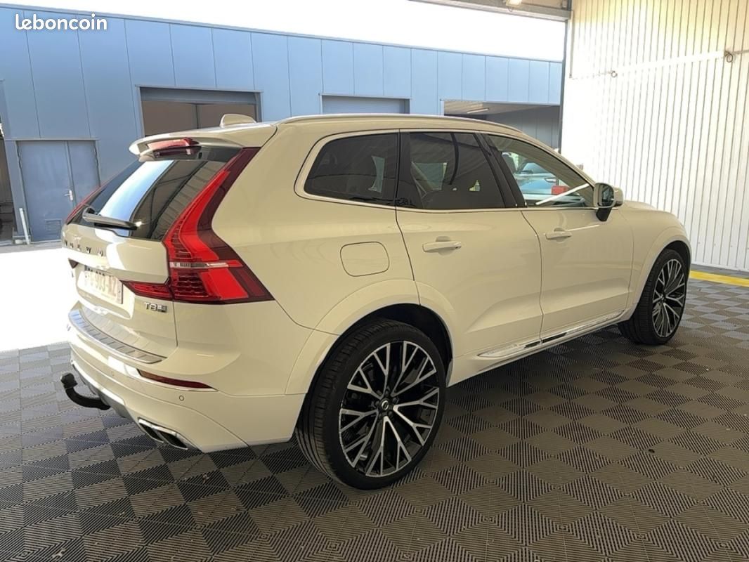 Volvo XC60 T8 TWIN ENGINE 303 CH + 87 GEARTRONIC 8 INSCRIPTION (image 4)