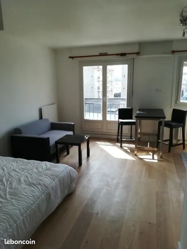 Appartement 1 pièce 26 m² à Paris 18ème Arrondissement