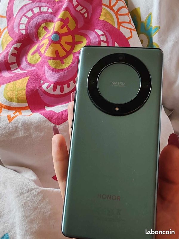 A vendre Honor Magic 5 lite 5g (image 5)