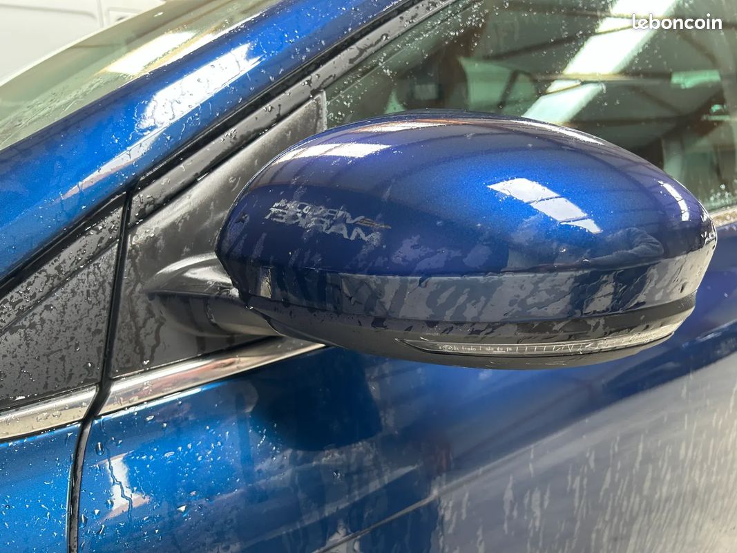 RENAULT Megane 1.3 140ch INTENS - 2020 - CarPlay - Boîte auto - Attelage - Caméra De Recul - Régulateur - Lumière D'Ambiance - Carte Main Libre (image 25)