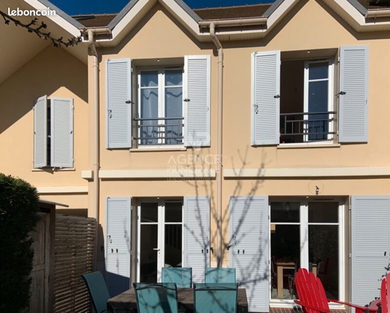 Maison 6 pièces 124 m² · à Saint-Nom-la-Bretèche · 124 m² · 2 400 €/mois