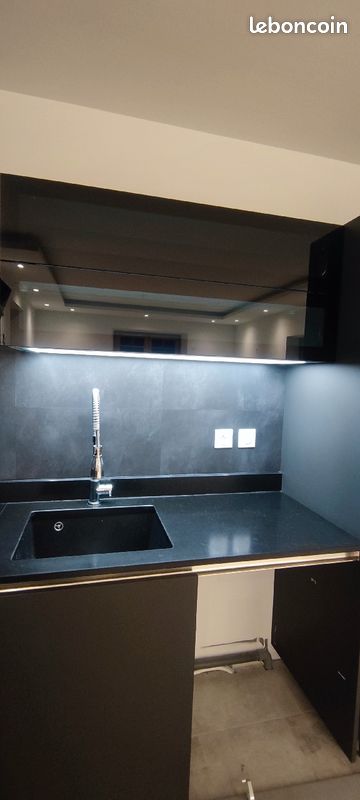 Cuisine Schmidt noire angle (image 6)