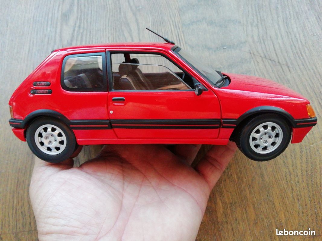 1/18 voiture peugeot 205 gti 1.9l mk.1 rouge vallelunga 1988 et mug | vehicules-garages | jouéclub