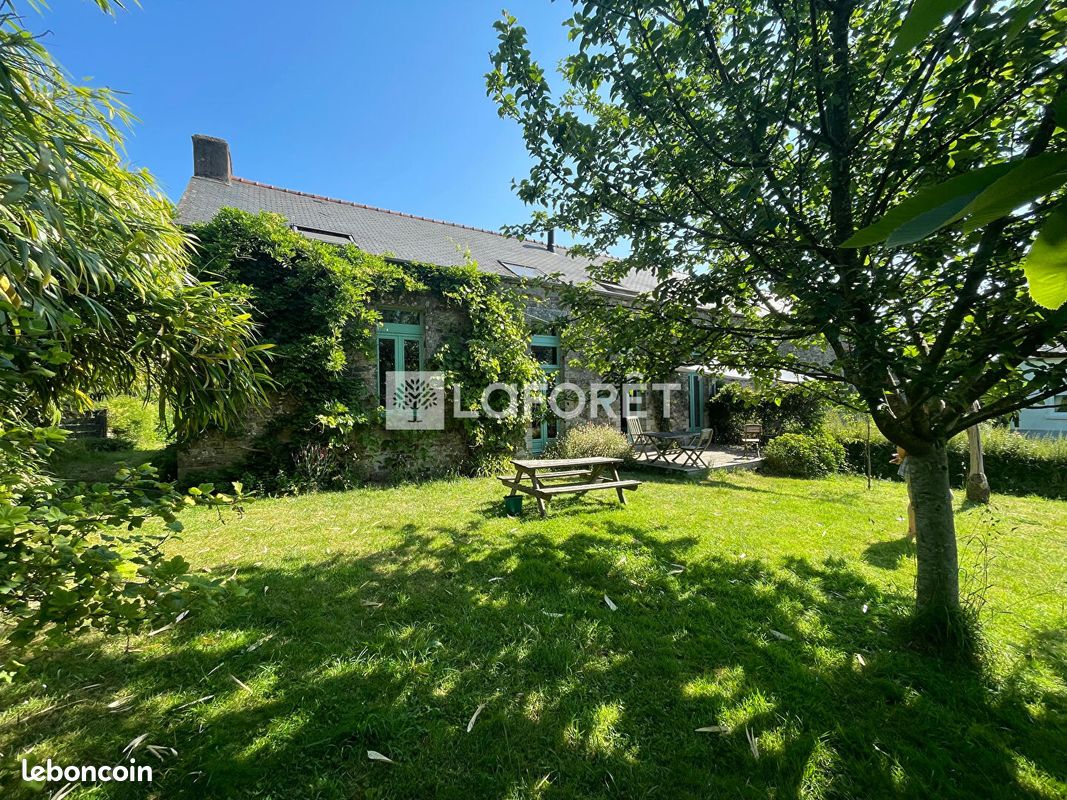 Maison 4 pièces 206 m² · à Peillac · 206 m² · 261 500 €
