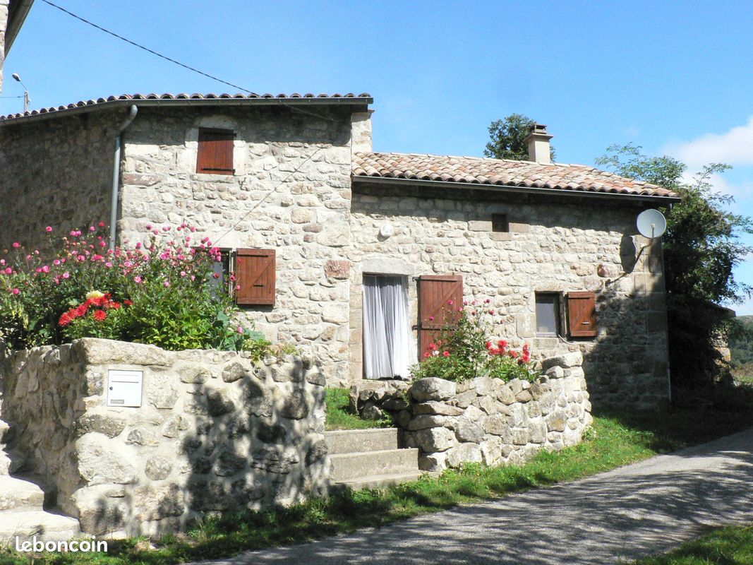 Maison 2 pièces 35 m² · à Saint-Julien-du-Gua · 35 m² · 85 000 €