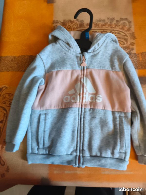 Survêtement veste enfant 18 Mois (image 1)