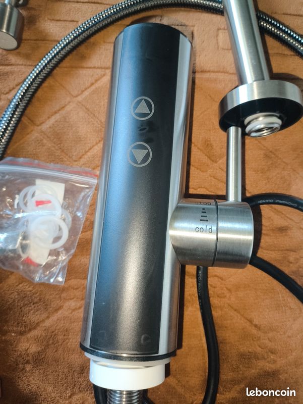 Robinet de cuisine électrique HOMELODY avec chauffe-eau instantané – Acier inoxydable (image 4)