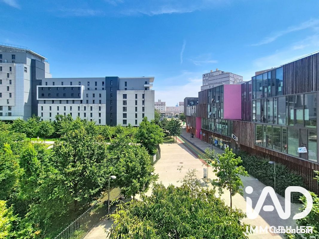Appartement 4 pièces 82 m² · à Colombes · 82 m² · 2 400 €/mois