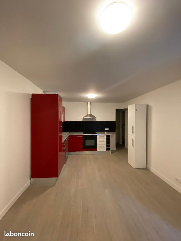 Appartement 2 pièces 38 m² · à Villeneuve-le-Roi · 38 m² · 950 €/mois
