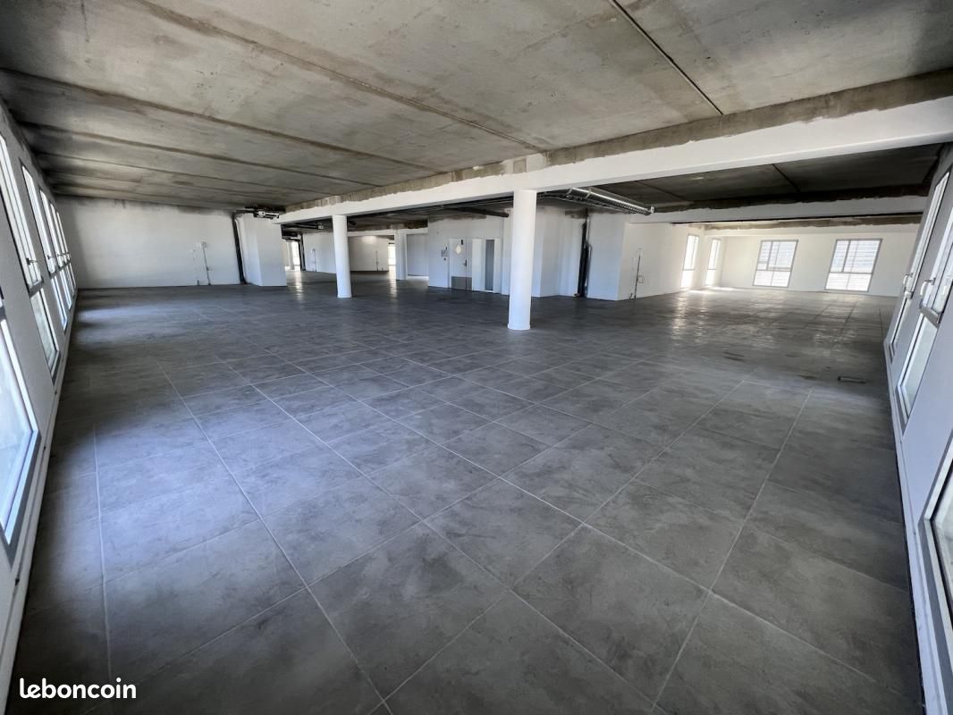 Bureaux 142 m² (image 3)